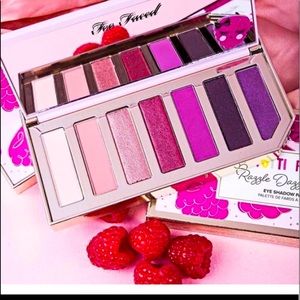 Too faced gorgeous eye shadow palette 7 colors